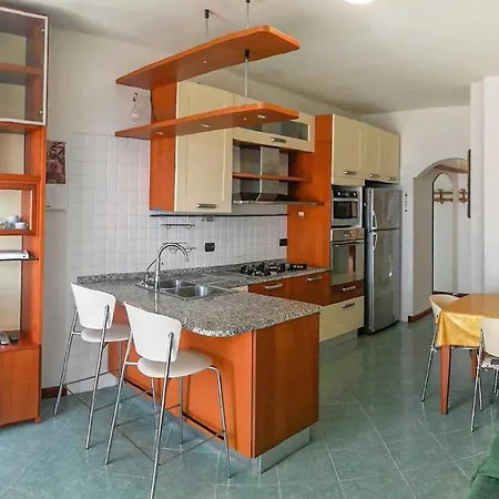 2 Bedroom Cozy In *